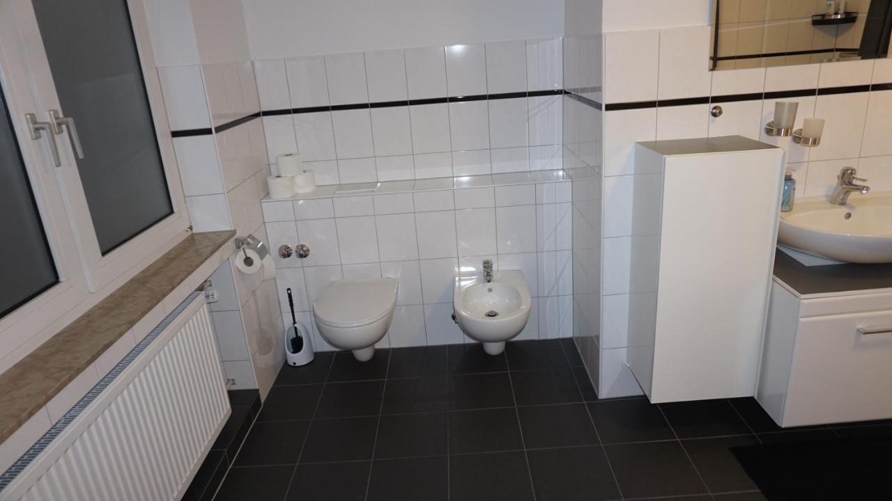 M&M Apartment Duesseldorf نيوس المظهر الخارجي الصورة