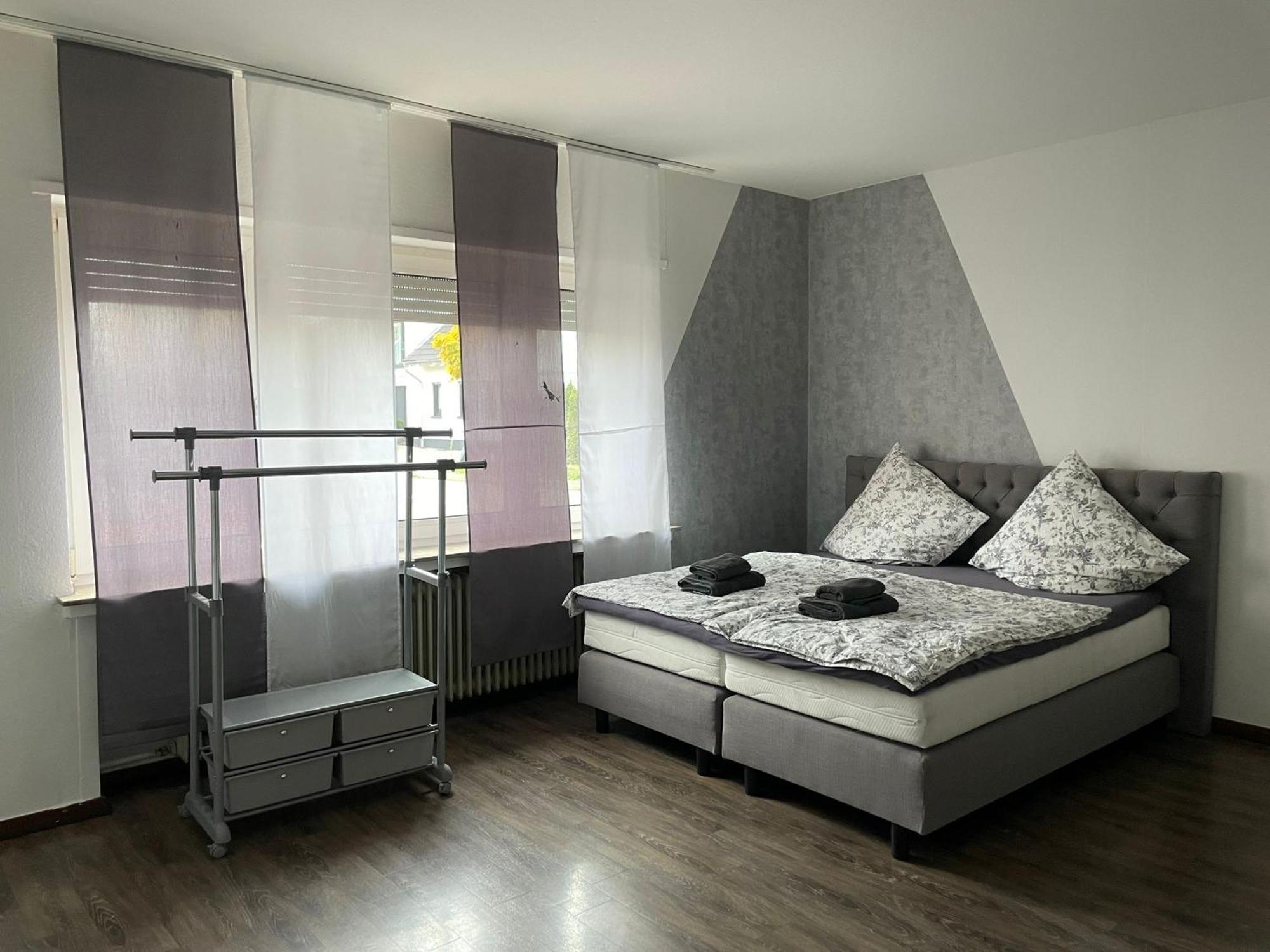 M&M Apartment Duesseldorf نيوس المظهر الخارجي الصورة