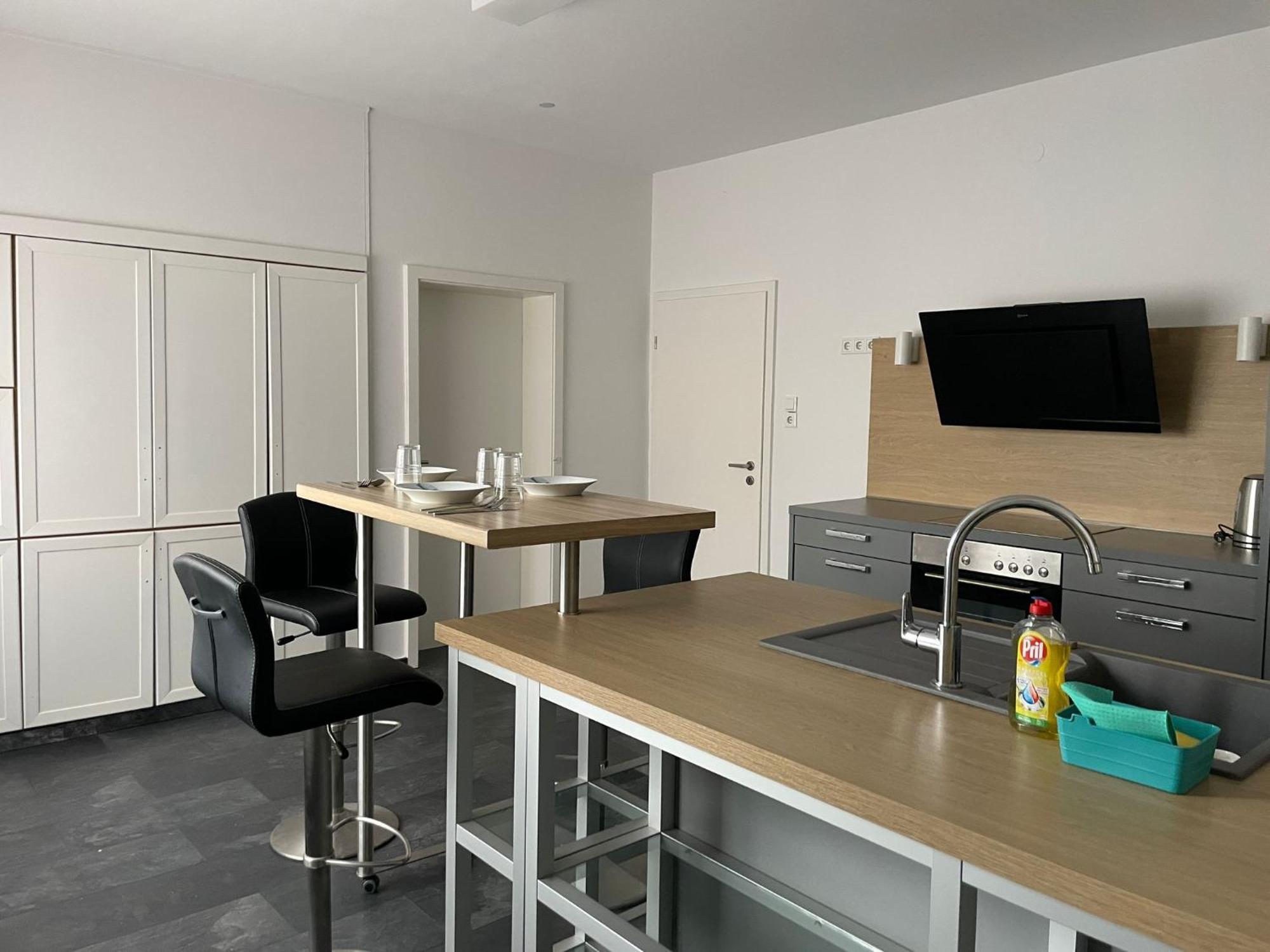 M&M Apartment Duesseldorf نيوس المظهر الخارجي الصورة